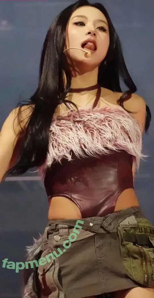 Chaeyoung nude photo #0120 (TWICE / chaeyo.0)