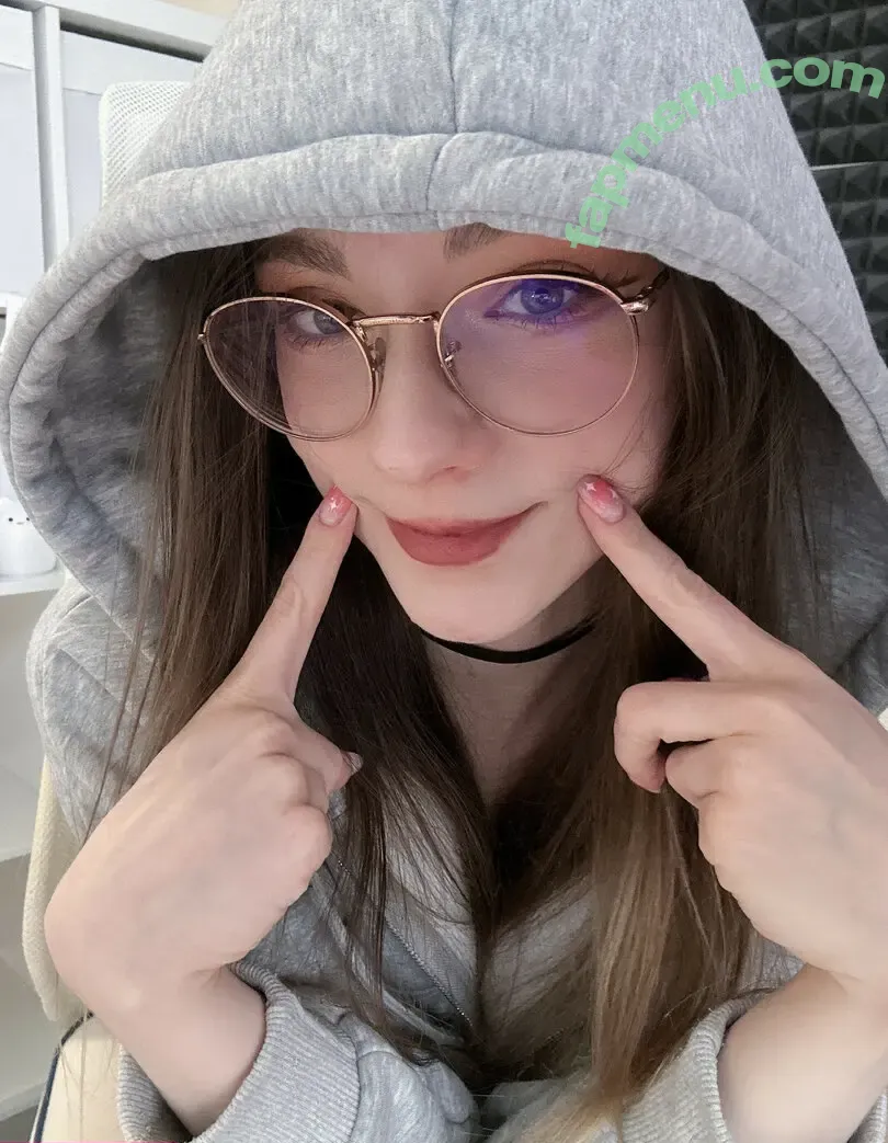 Chaisia nude photo #0138 (chaisia_art / chaisia_irl)