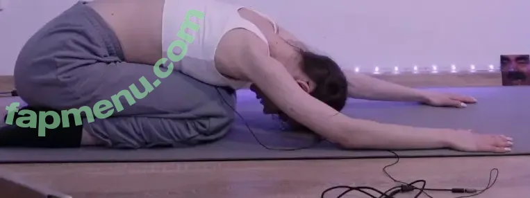 Chaisia nude photo #0199 (chaisia_art / chaisia_irl)