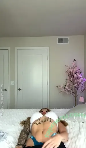 chalina.l / chalina.lrs nude photo #0018