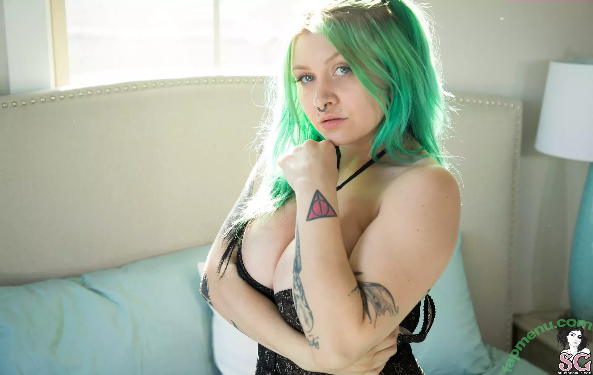 Chalkmoon nude photo #0094 (Chalkdabs / Chalksuicide / chalkxmoon)