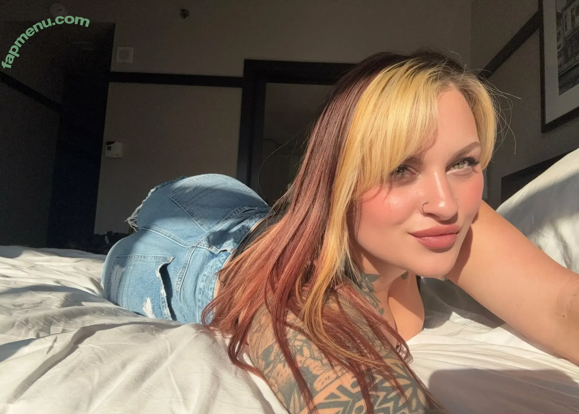 chandlerknightx nude photo #0165 (x.chandlerknight)