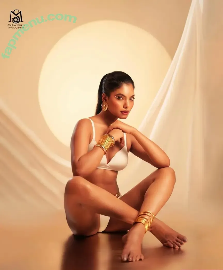 Chandrika Passionica nude photo #0051 (Chandrika Desai)