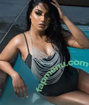 Chandrika Ravi / chandrikaravi nude photo #0048