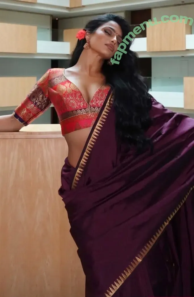 Chandrika Ravi nude photo #0029 (chandrikaravi)
