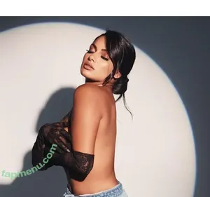  nude photo #0007