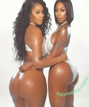  nude photo #0002