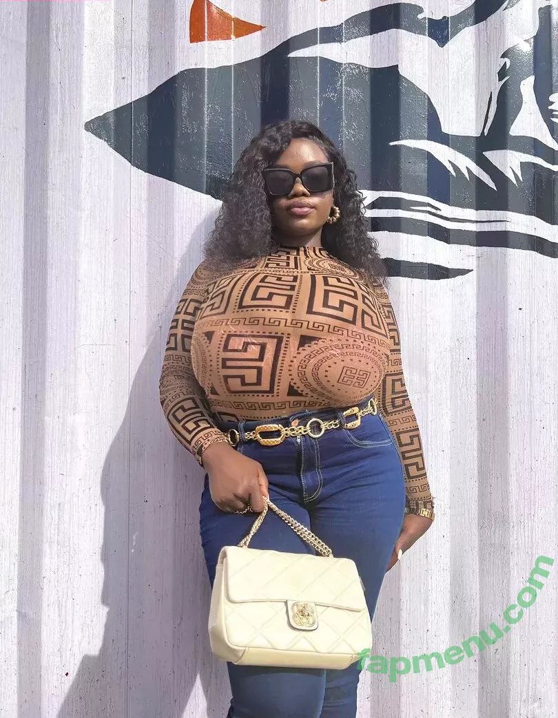 Chanel La Croix nude photo #0004 (big__ch1 / onlybig__ch1)