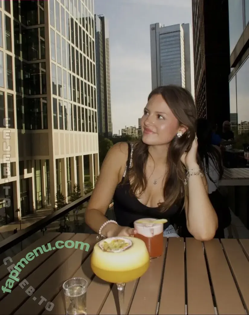 Chanelle.fms nude photo #0038 (chanelleee.fms)