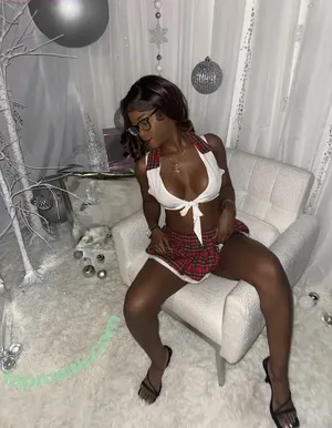 ChanelLuxuryTV / chanelluxurytv2 nude photo #0005