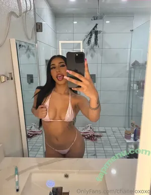 chaneloxoxo / coco.chanelxoxo nude photo #0040