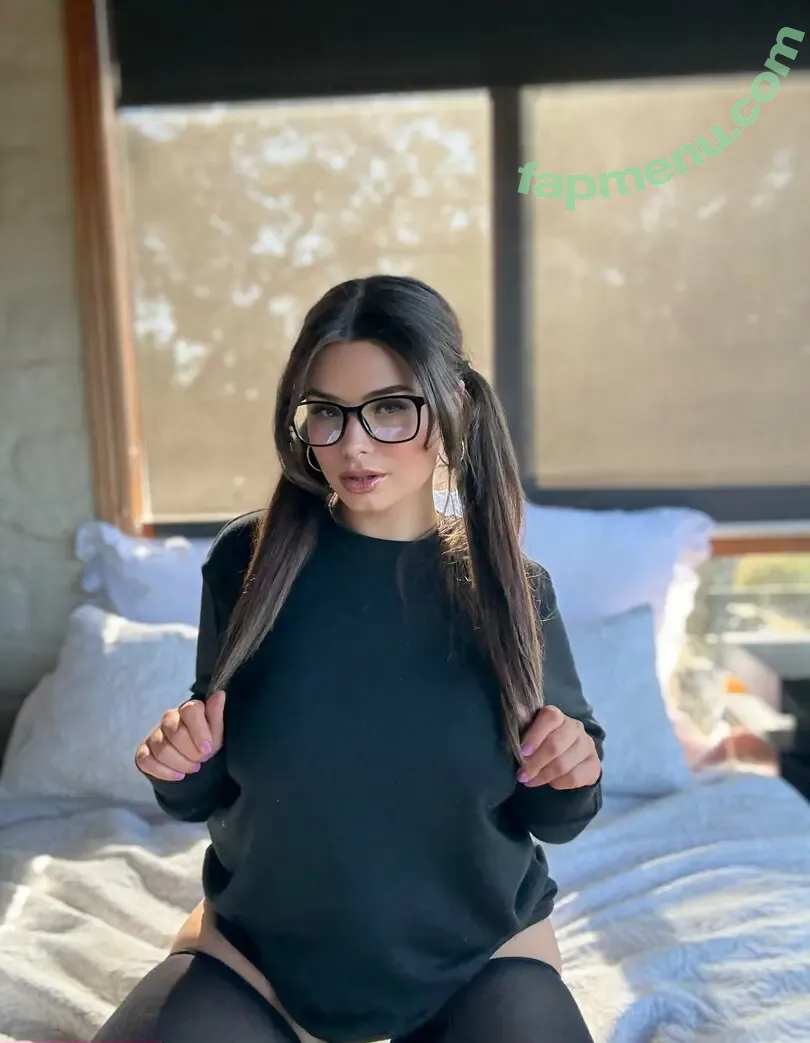 chanelrileyfree nude photo #0017 (chanelrileyofficial__)