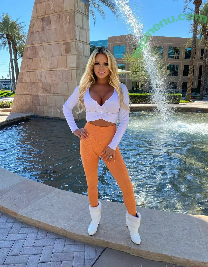 chanelstjames nude photo #0099 (realchanelstjames)