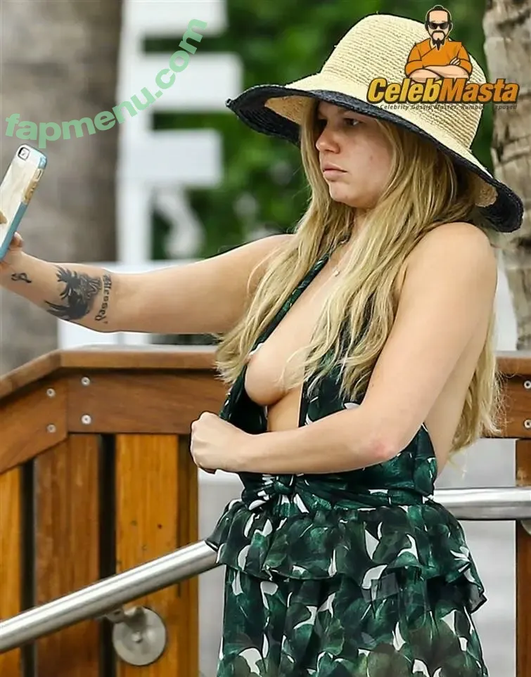 chanelwest nude photo #0003 (chanelwest)