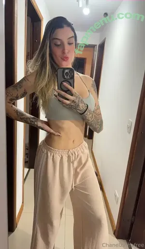 chanelzinhafree / chanelzinhad_ nude photo #0025