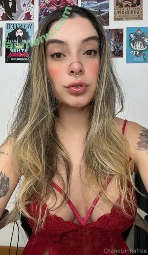 chanelzinhafree / chanelzinhad_ nude photo #0031