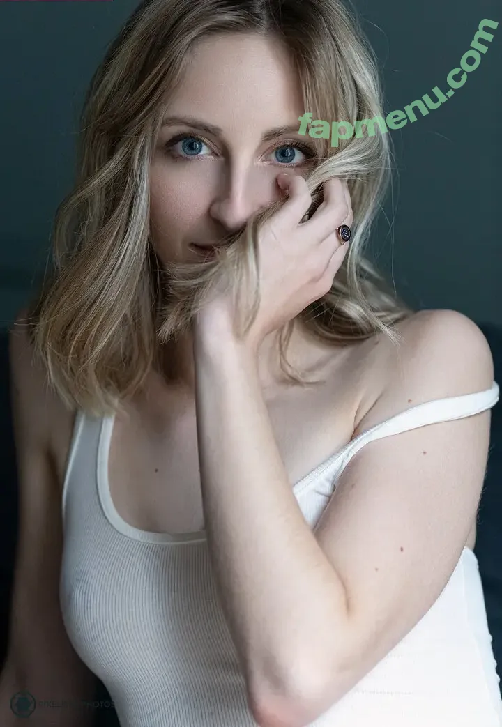 Chanessa nude photo #0005 (_.chxnessa._ / chanessa9 / u126042623)