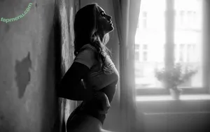 Chantal Colette / chntl.cltt nude photo #0185