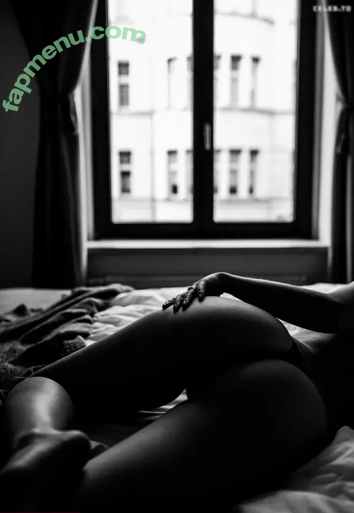 Chantal Colette nude photo #0017 (chntl.cltt)