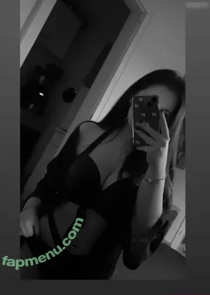  nude photo #0005