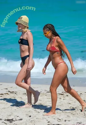 Chantel Jeffries / Ceejay the DJ / ChantelJeffries nude photo #2193