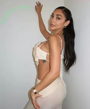 Chantel Jeffries / Ceejay the DJ / ChantelJeffries nude photo #2292