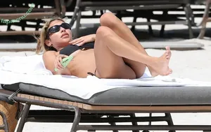 Chantel Jeffries / Ceejay the DJ / ChantelJeffries nude photo #2440