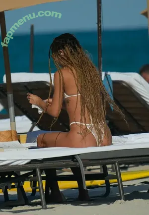 Chantel Jeffries / Ceejay the DJ / ChantelJeffries nude photo #2643
