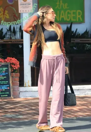 Chantel Jeffries / Ceejay the DJ / ChantelJeffries nude photo #2822