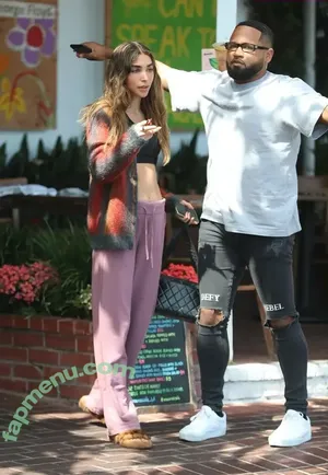 Chantel Jeffries / Ceejay the DJ / ChantelJeffries nude photo #2848