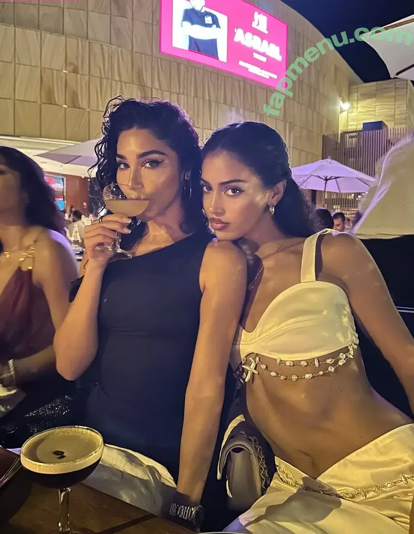 Chantel Jeffries nude photo #2541 (Ceejay the DJ / ChantelJeffries)