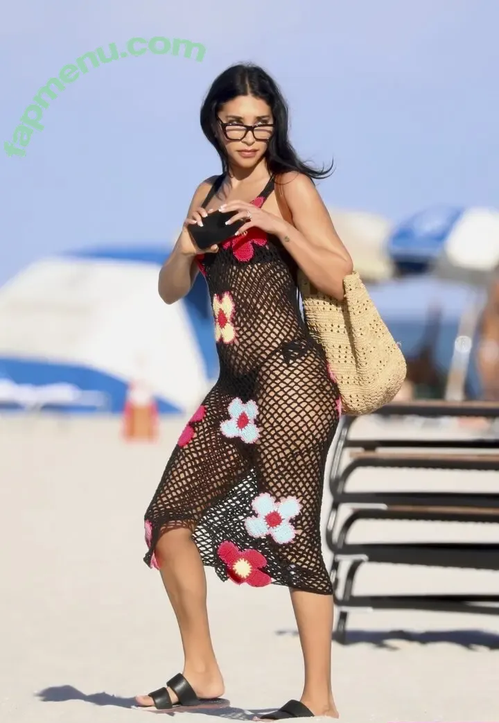 Chantel Jeffries nude photo #3246 (ChantelJeffries / ComeBacktoMe)