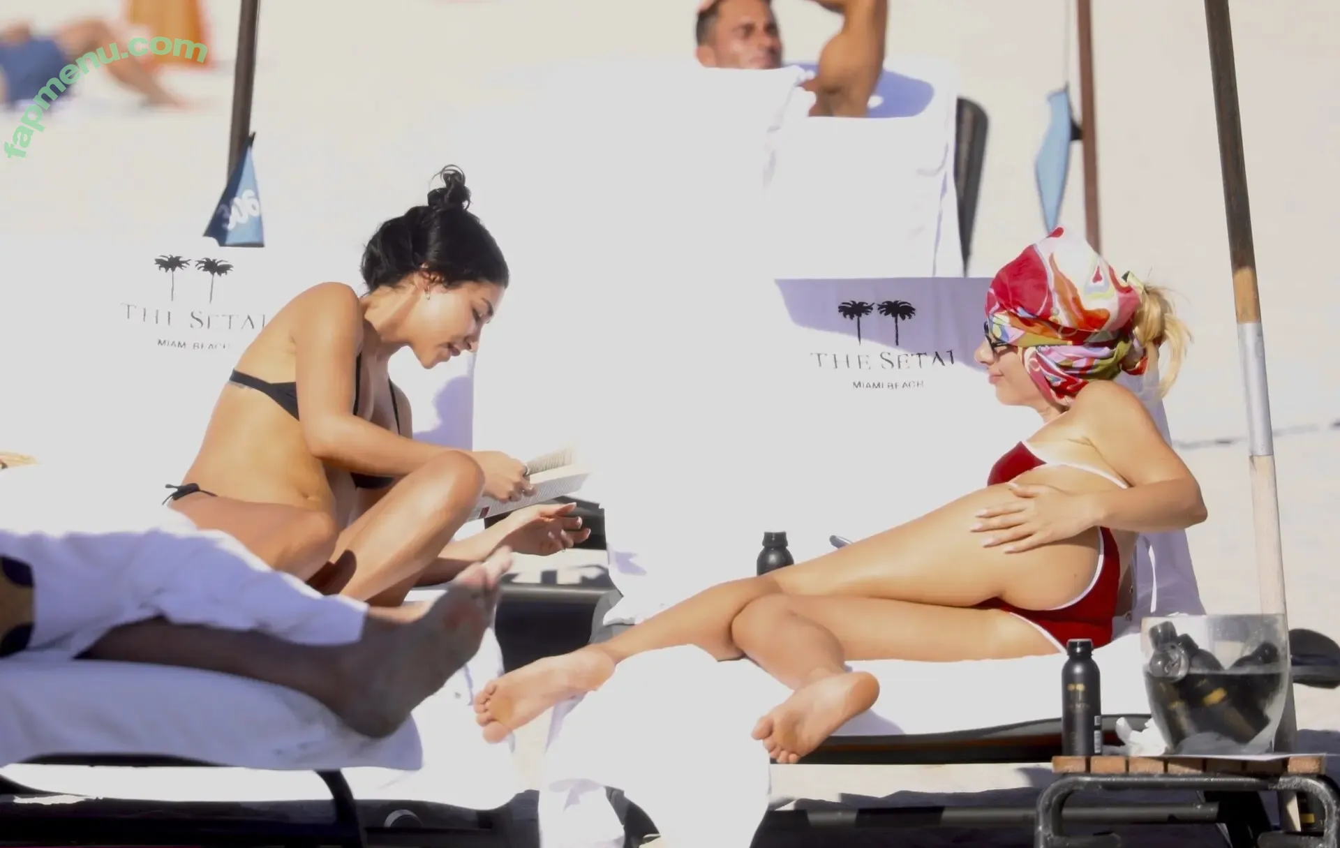 Chantel Jeffries nude photo #3258 (ChantelJeffries / ComeBacktoMe)