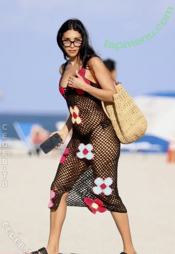 Chantel Jeffries nude photo #3284 (ChantelJeffries / ComeBacktoMe)