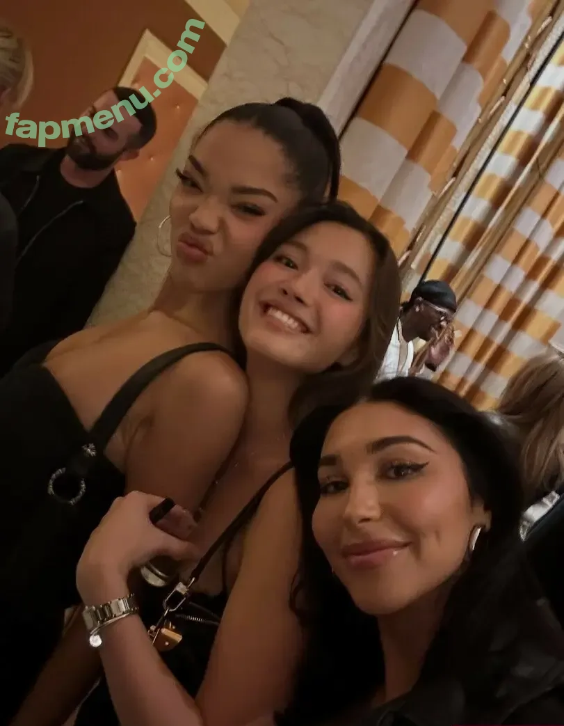 Chantel Jeffries nude photo #3300 (ChantelJeffries / ComeBacktoMe)