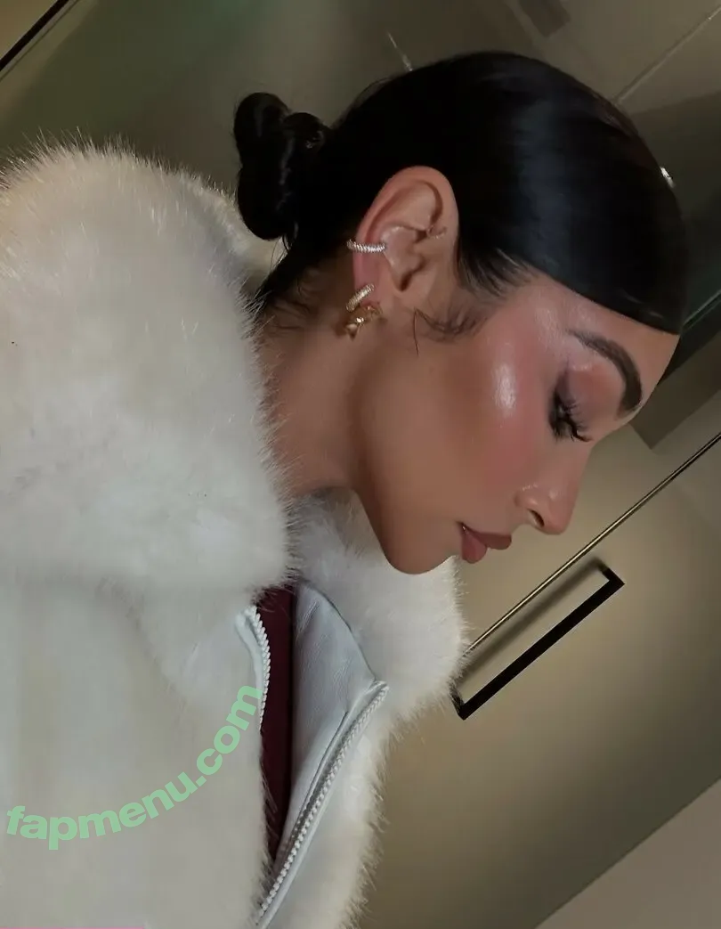 Chantel Jeffries nude photo #3308 (ChantelJeffries / ComeBacktoMe)