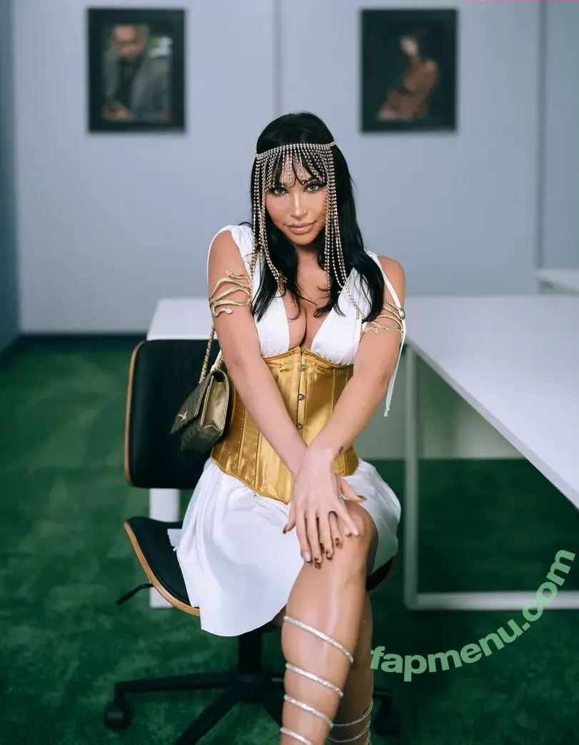 Chantel Jeffries nude photo #3319 (ChantelJeffries / ComeBacktoMe)