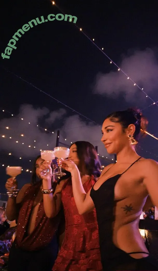 Chantel Jeffries nude photo #3327 (ChantelJeffries / ComeBacktoMe)