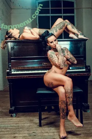 Chantelle Connelly / chantellegshorenew / geordie shore nude photo #0040
