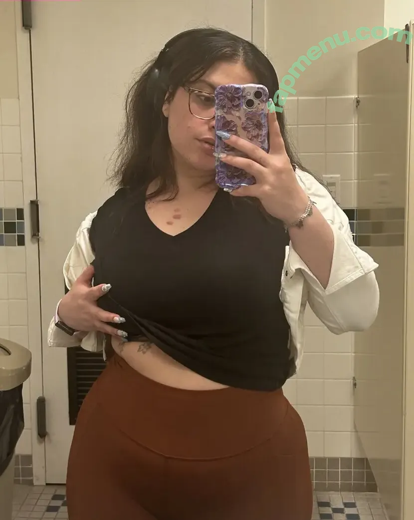 Chaos Fae Ari nude photo #0031 ($AriRoya / afaeded / afghanican / chaos.fae / spiceelatina_)