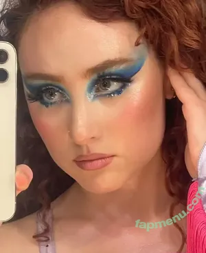 Chappell Roan / ChappellRoan nude photo #0612