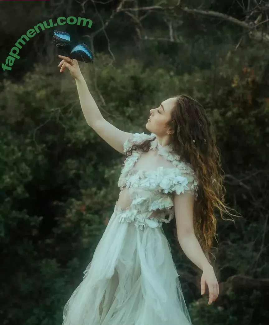 Chappell Roan nude photo #0291 (ChappellRoan)