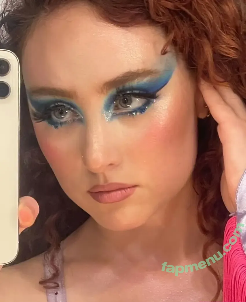 Chappell Roan nude photo #0612 (ChappellRoan)