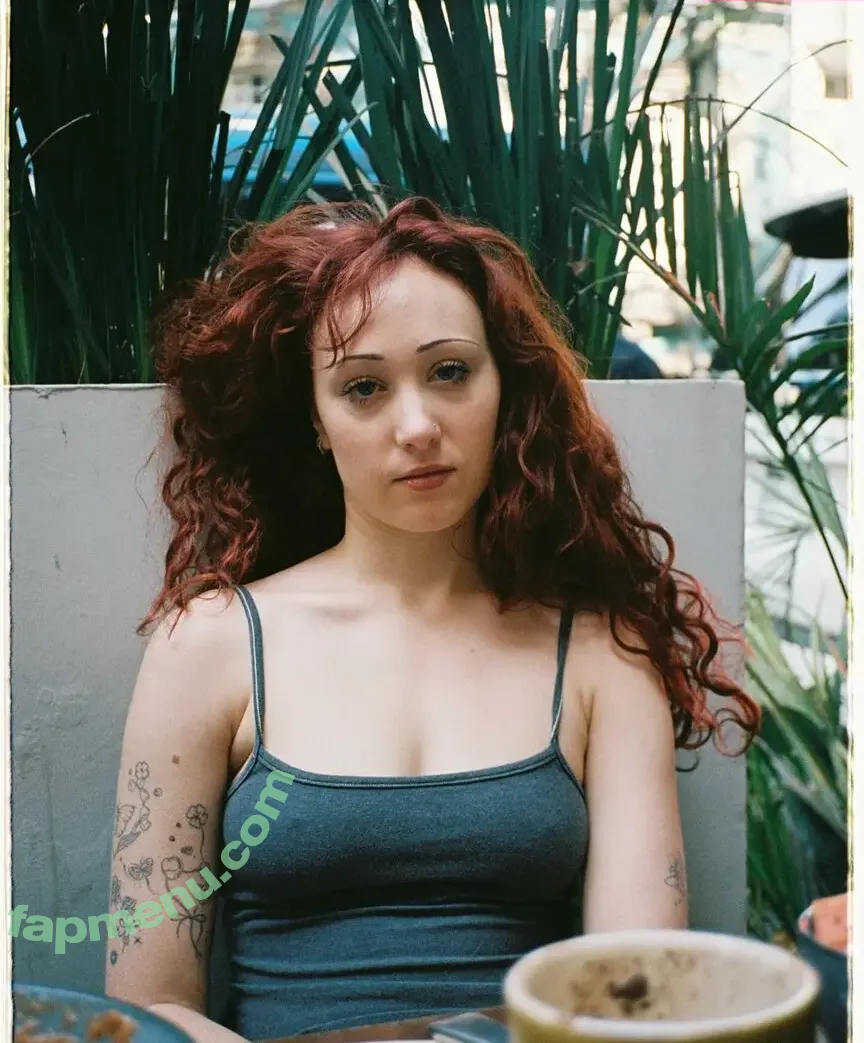 Chappell Roan nude photo #0668 (chappellroan)