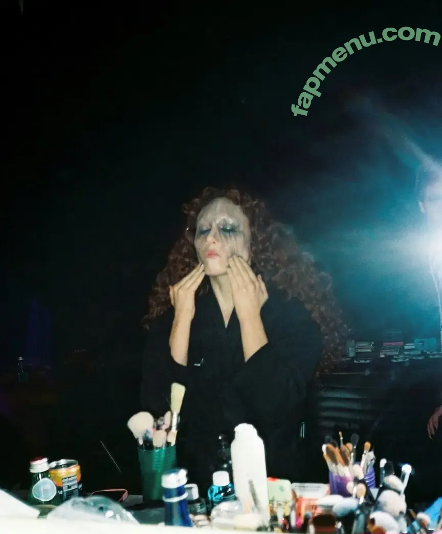 Chappell Roan nude photo #0693 (ChappellRoan)