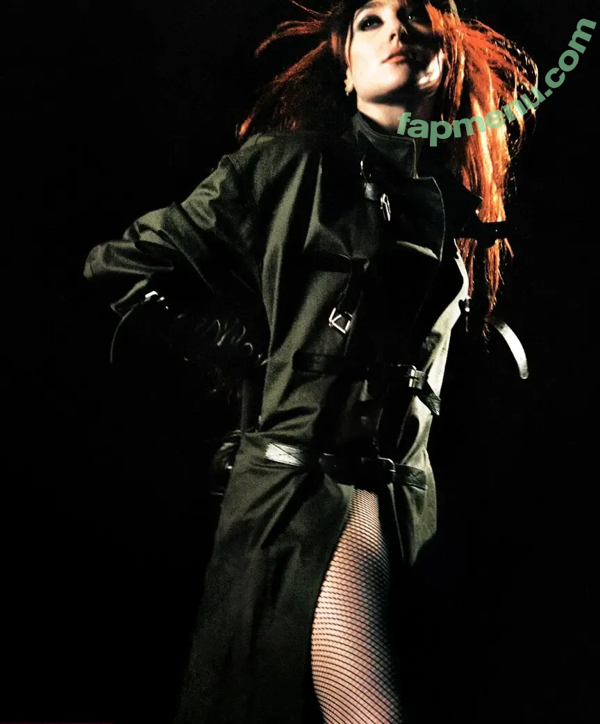 Chappell Roan nude photo #0708 (ChappellRoan)