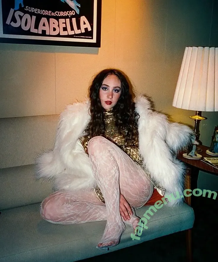 chappellroan nude photo #0006 (chappellroan)