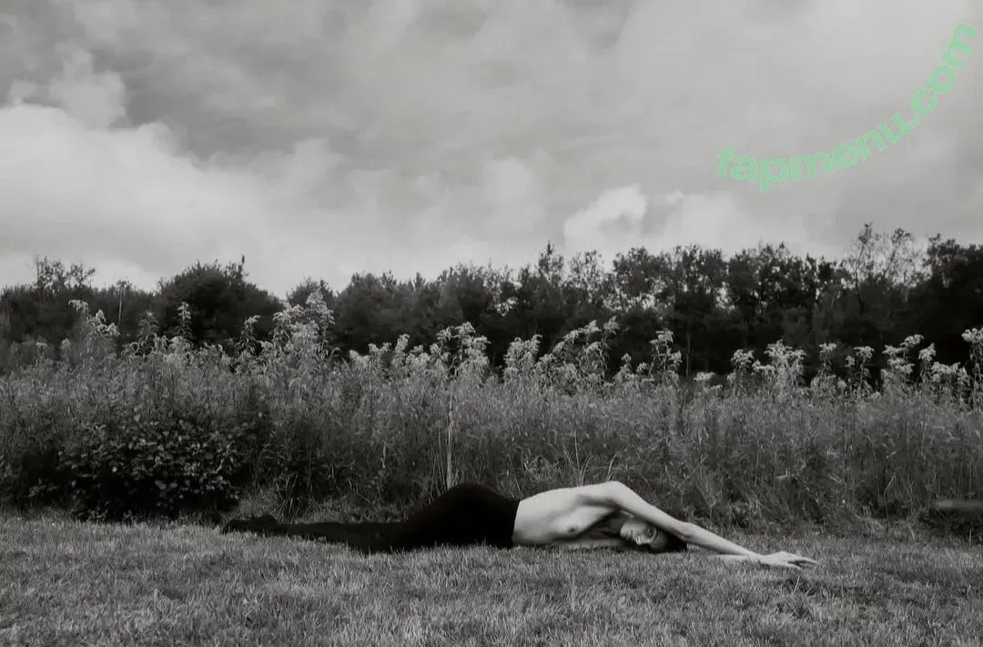 Charlee Fraser nude photo #0049 (charleefraser)