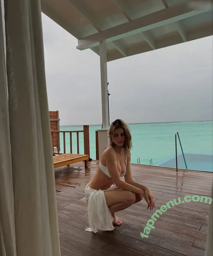 Charleen Weiss nude photo #0296 (charleenweiss)