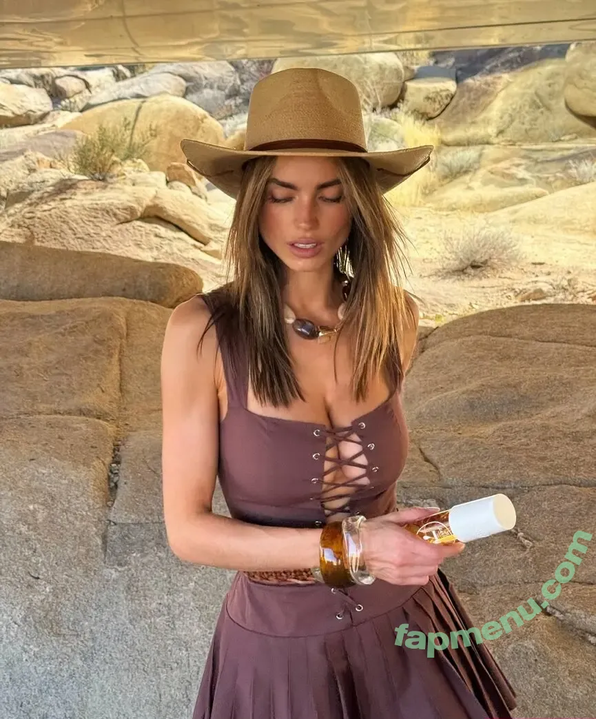 Charleen Weiss nude photo #0367 (charleenweiss)